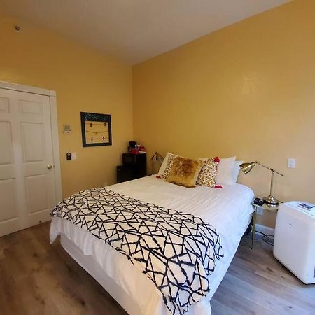 Centrally Located Studio And Cozy Place Perfect For Travelers And Couples! Located In San Diego Downtown! Perfect For Your Quick Getaway! Apartment Exterior photo