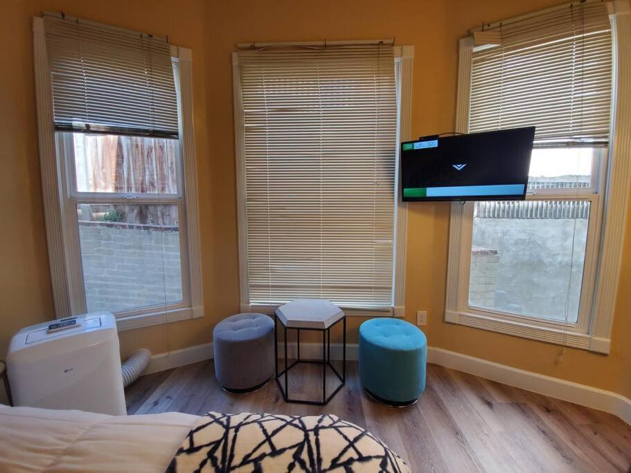 Centrally Located Studio And Cozy Place Perfect For Travelers And Couples! Located In San Diego Downtown! Perfect For Your Quick Getaway! Apartment Exterior photo
