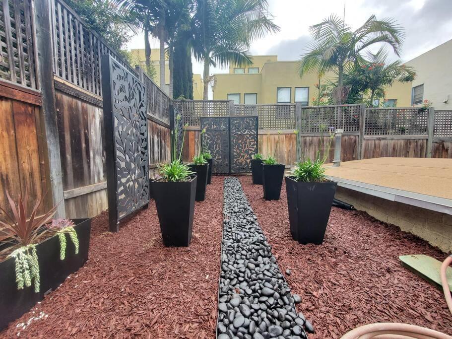 Centrally Located Studio And Cozy Place Perfect For Travelers And Couples! Located In San Diego Downtown! Perfect For Your Quick Getaway! Apartment Exterior photo